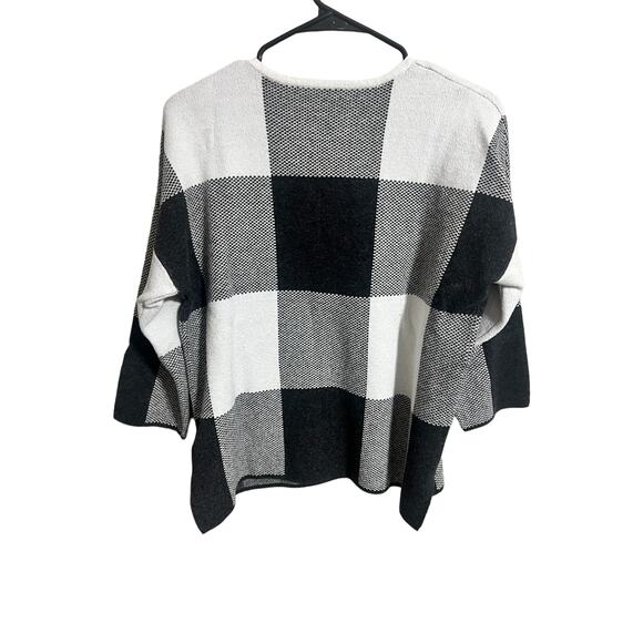 Max Studio Block Pattern Sweater Large - Picture 2 of 5